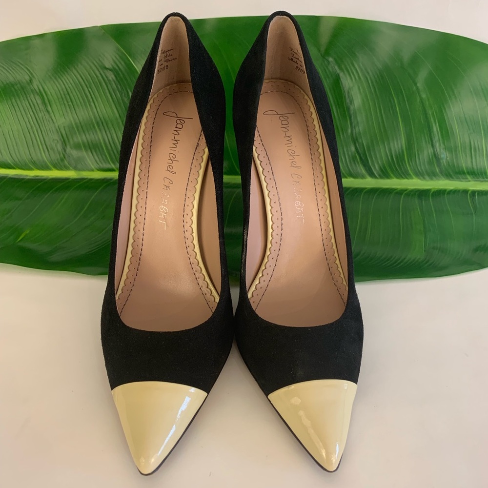 Black And Yellow Pumps. - Picture 3 of 8